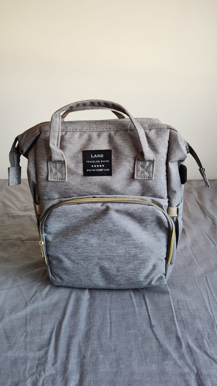 Mochila Pañalera Land Traveling Share Gris